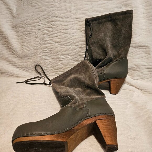 Boots - Picture 2 of 2